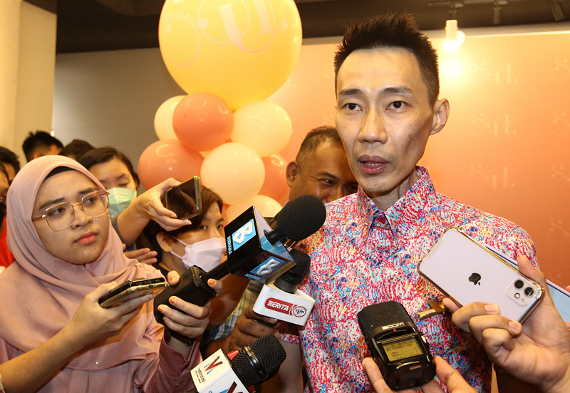 摄政王:全方位提振体运 李宗伟任柔佛体育大使